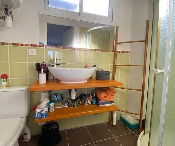 Lumineux Avec Terrasse Διαμέρισμα